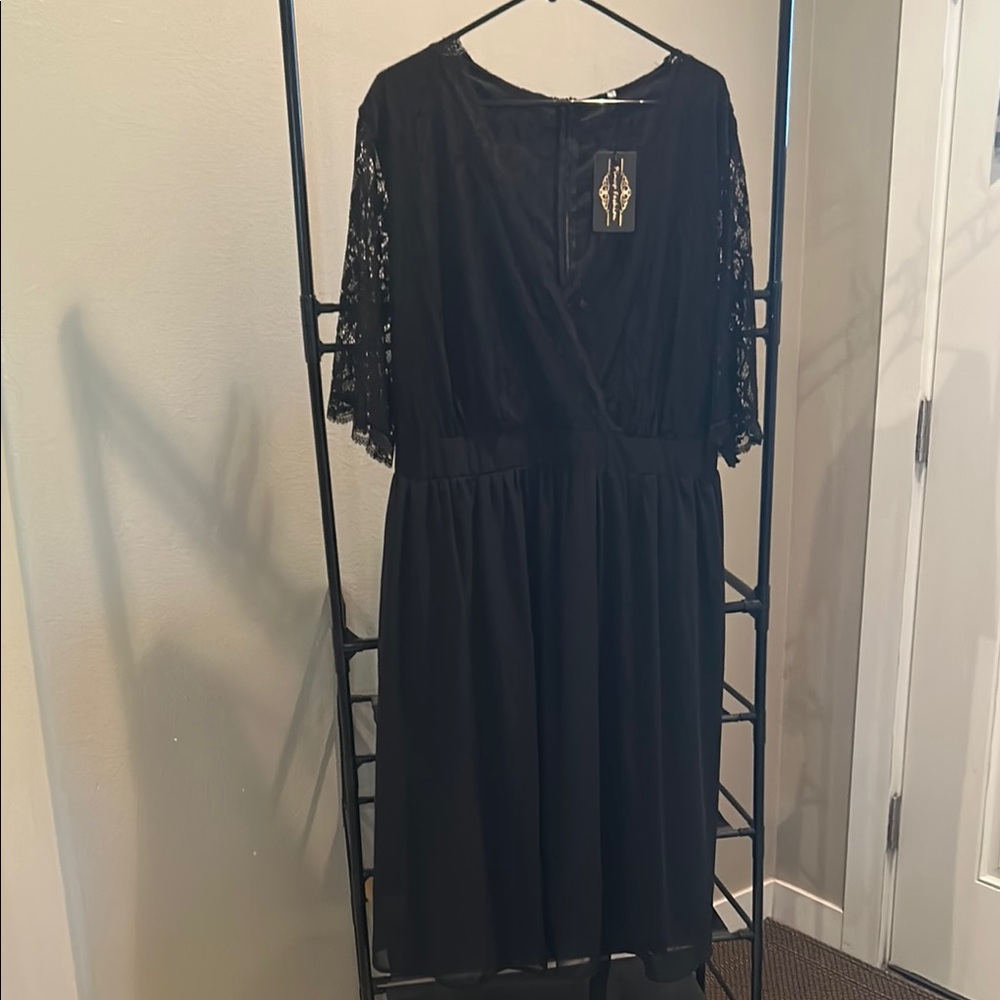 Elegant Black Lace Dress
